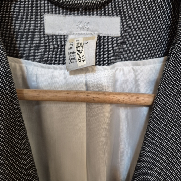 H&M Gray Fitted One-Button Blazer Suit Jacket, Xsmall - Picture 6 of 10